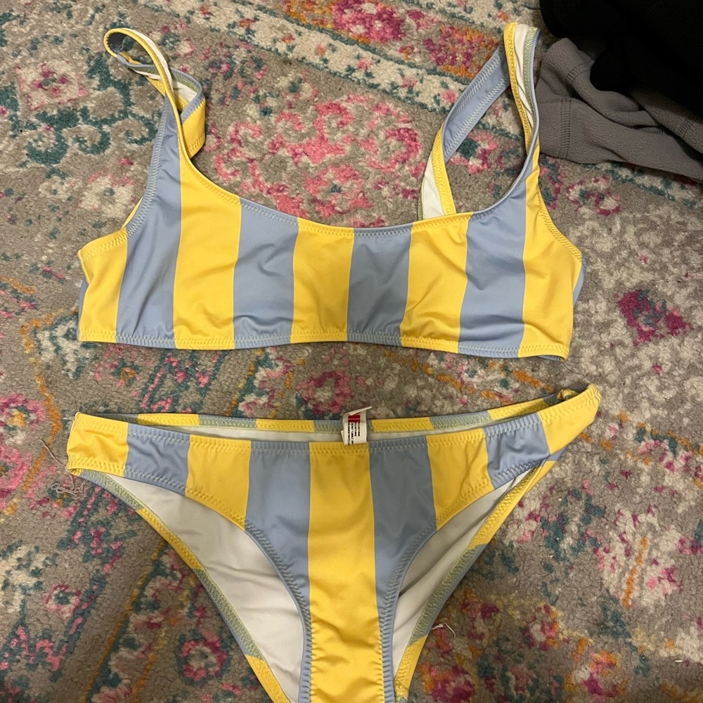 Solid And Striped Bathing Suit Set - image 2